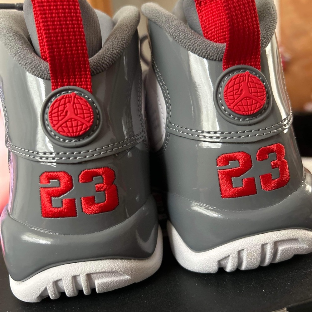 Jordan retro 9s youth size